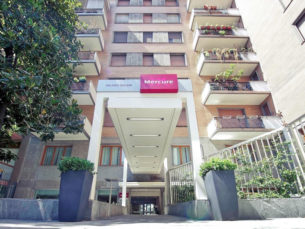 Hotel Mercure Milano Solari Esterno foto