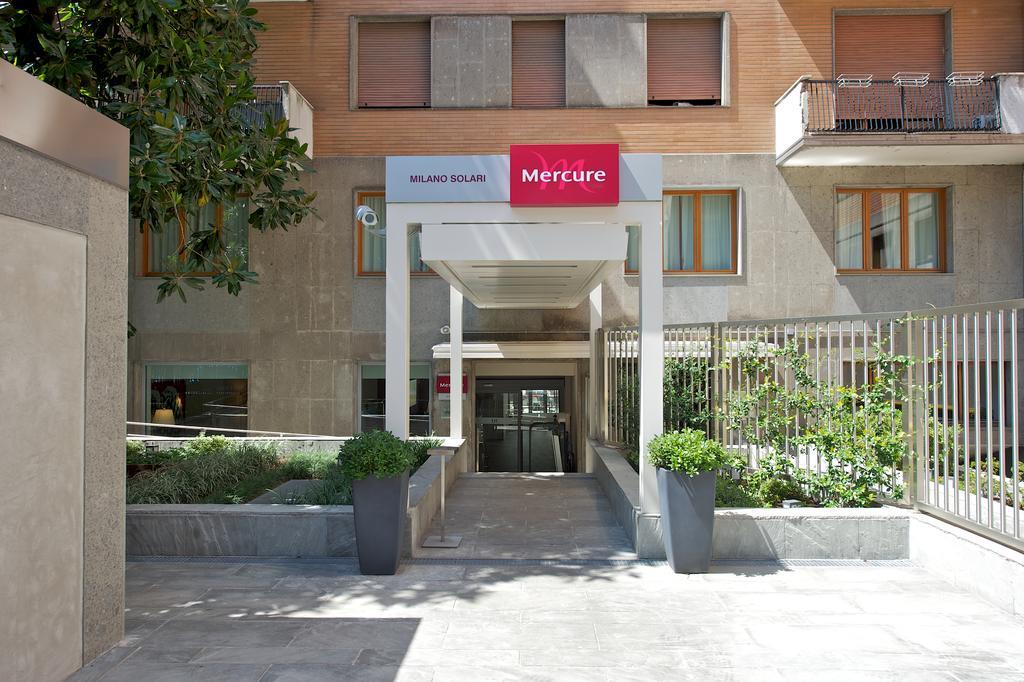 Hotel Mercure Milano Solari Esterno foto